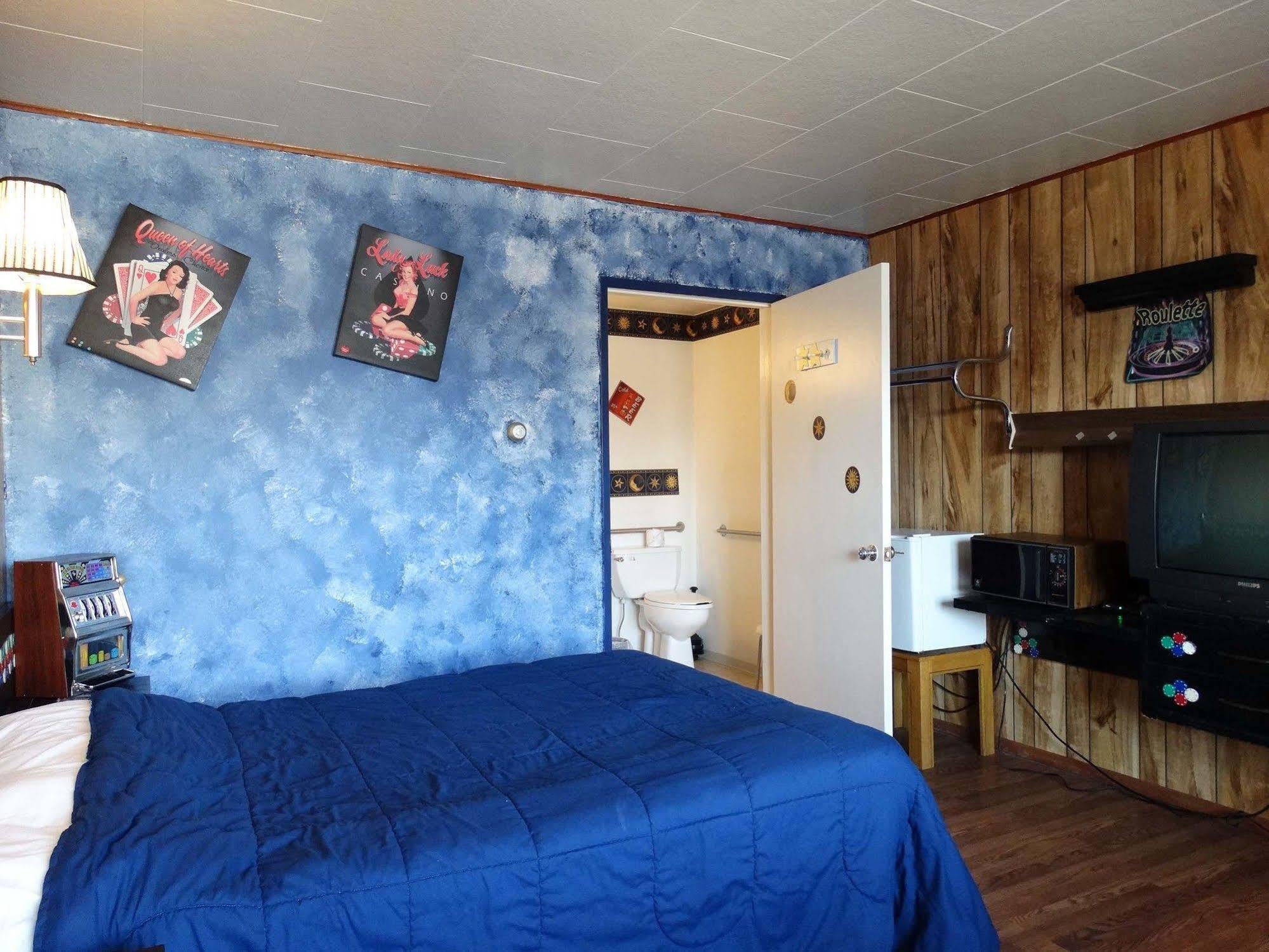 Blue And White Motel Kalispell Zewnętrze zdjęcie